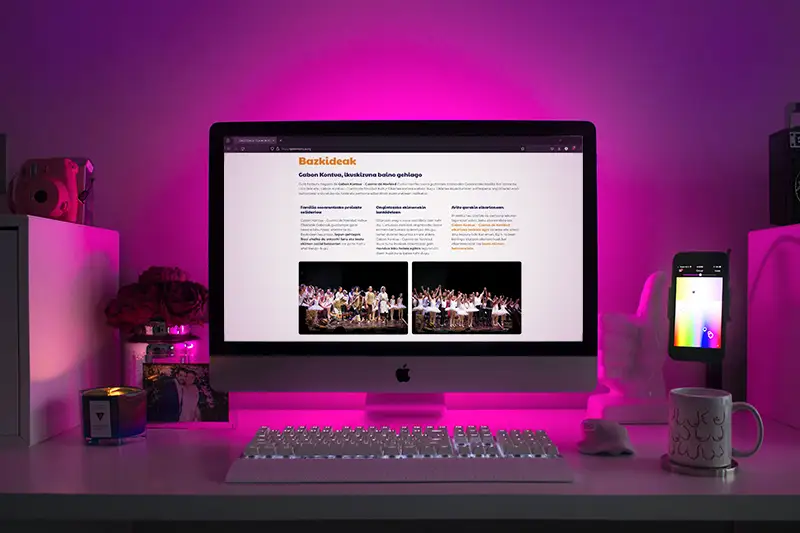 One Page Web de la Asociación Cultural Gabon Kontua de Barakaldo vista en ordenador