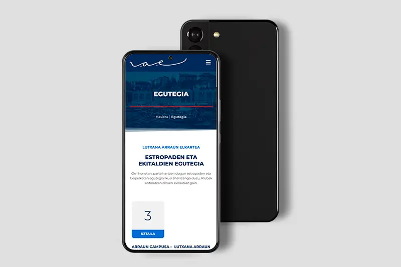 Página Calendario de la web de Lutxana Arraun Elkartea en euskera, vista en móvil con diseño responsive